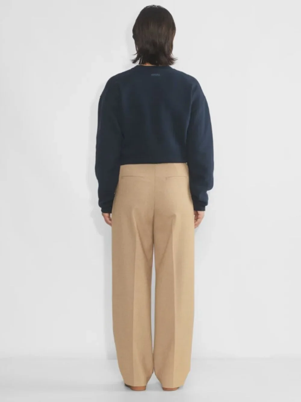 Sold Out Online The Effortless Pant™ Curve-Fit - Picture 4 of 8